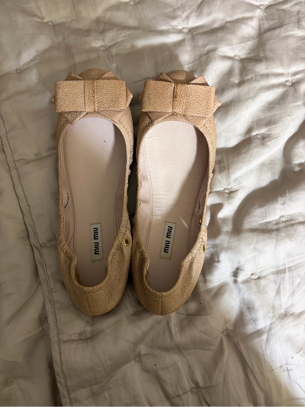 Miu Miu Beige-Gold Bow Leather Ballet Flats